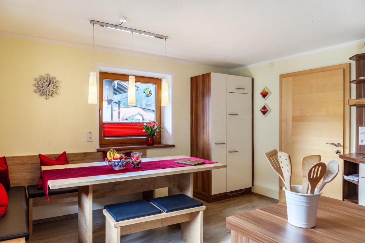 Ferienwohnung Galerie Kaiser ไมย์อาโฮเฟิน ภายนอก รูปภาพ