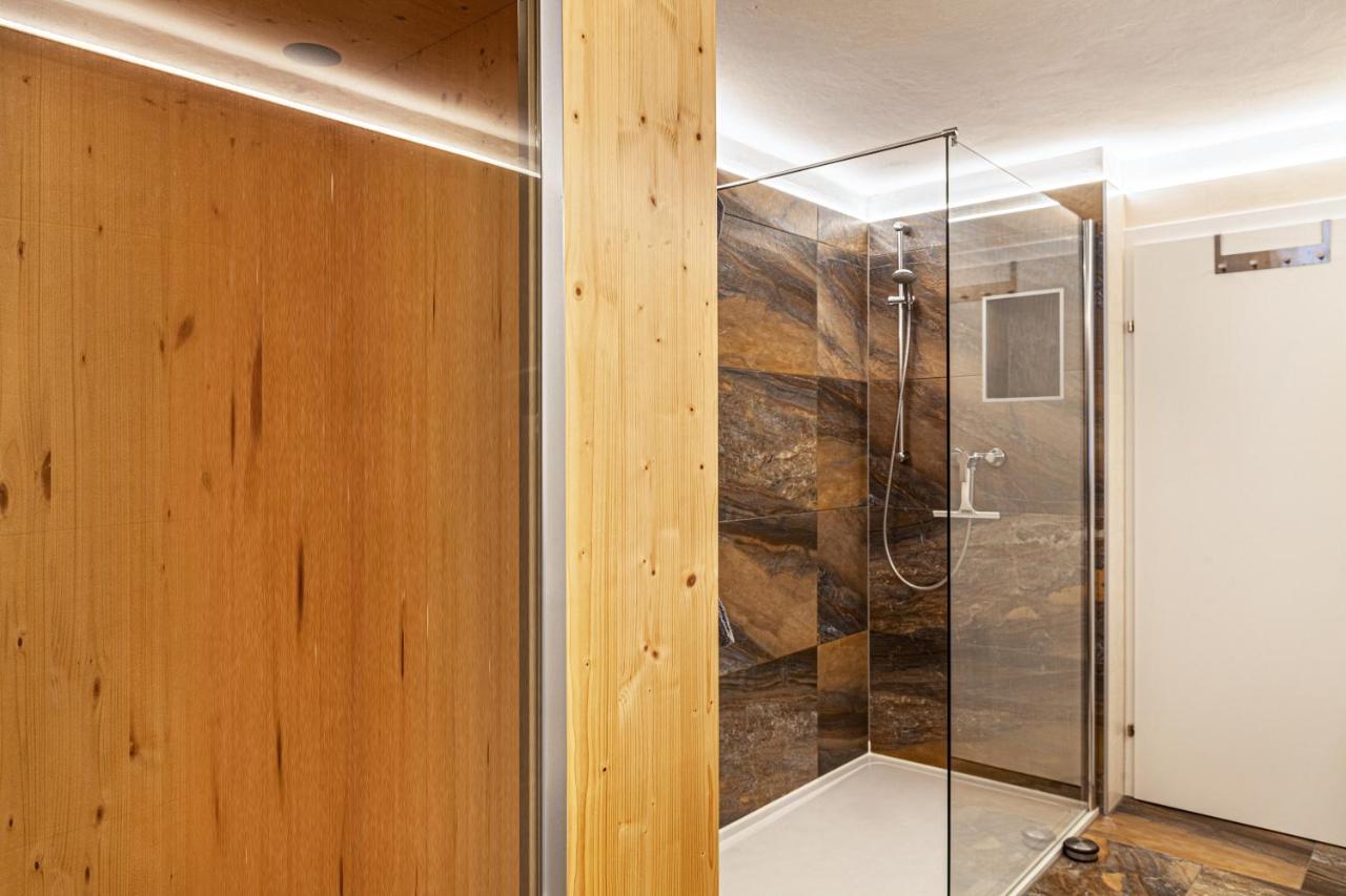 Ferienwohnung Galerie Kaiser ไมย์อาโฮเฟิน ภายนอก รูปภาพ