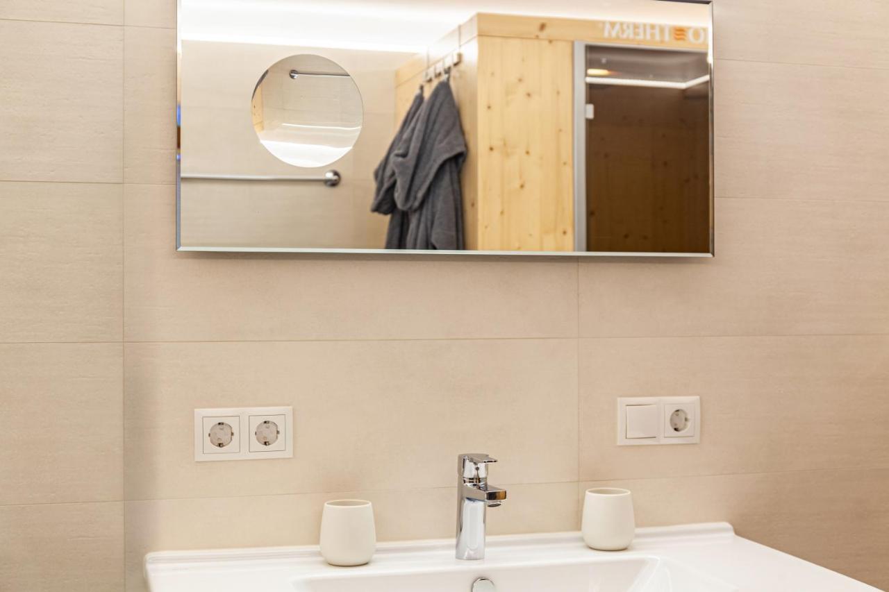 Ferienwohnung Galerie Kaiser ไมย์อาโฮเฟิน ภายนอก รูปภาพ